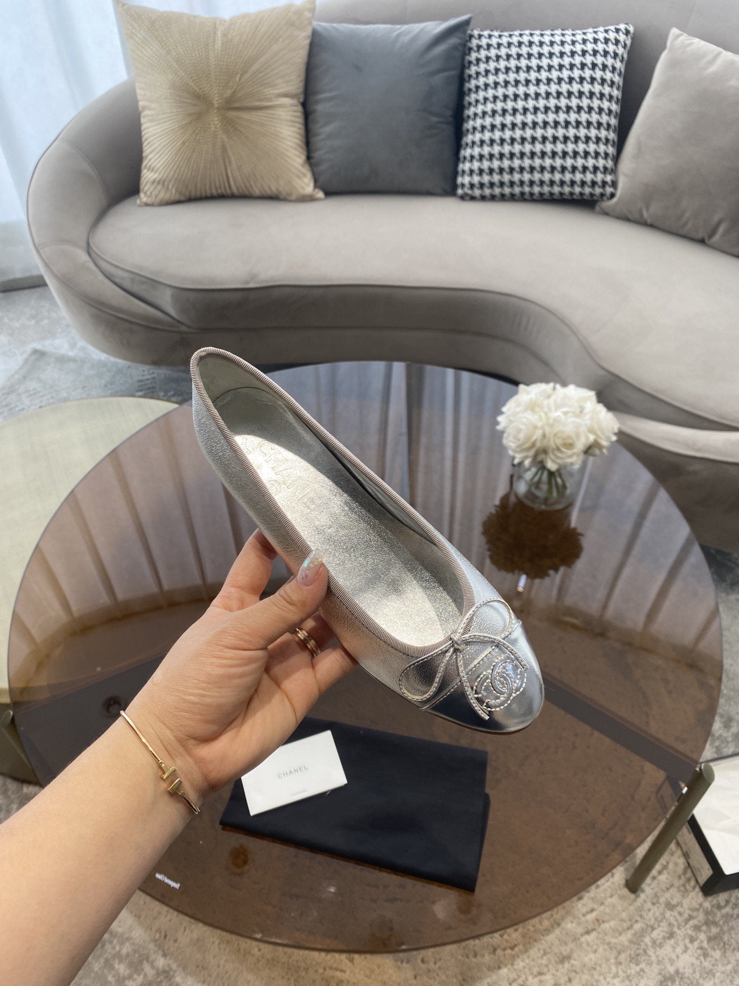 CHANEL BALLET FLATS SILVER LAMBSKIN