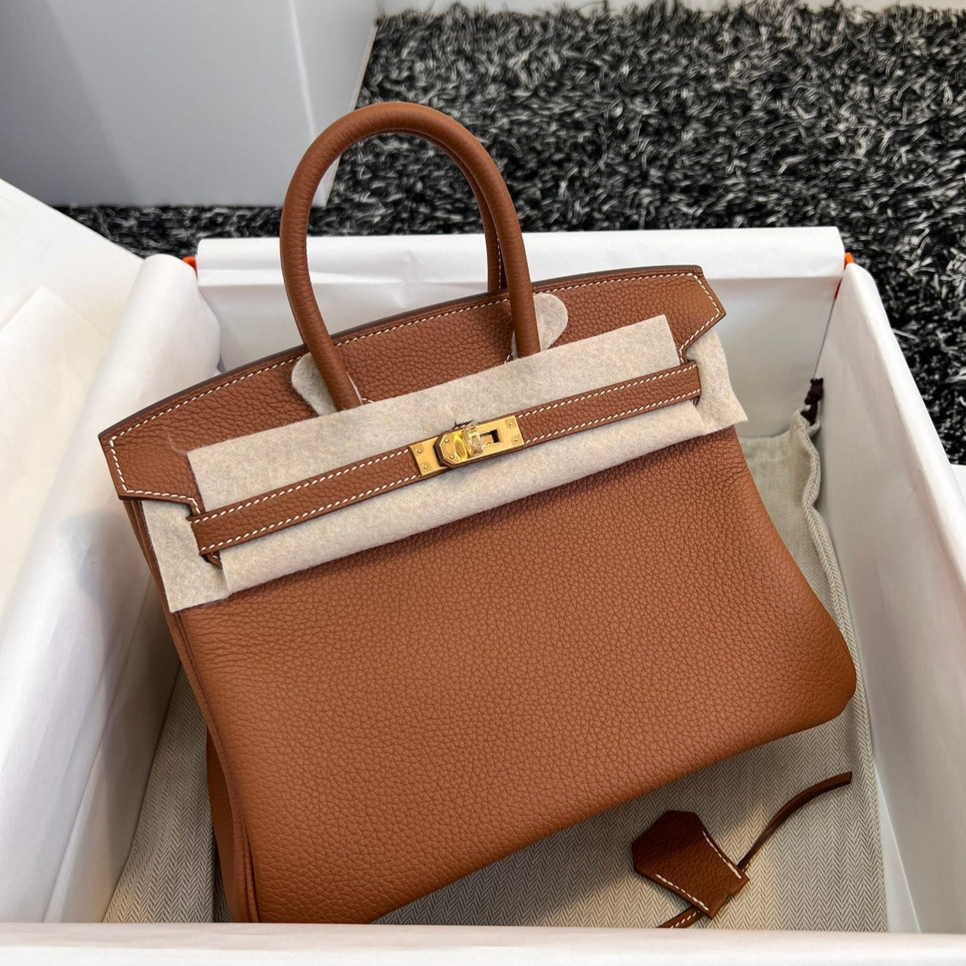 HERMES BIRKIN 25CM GOLD TOGO LEATHER GOLD HARDWARE