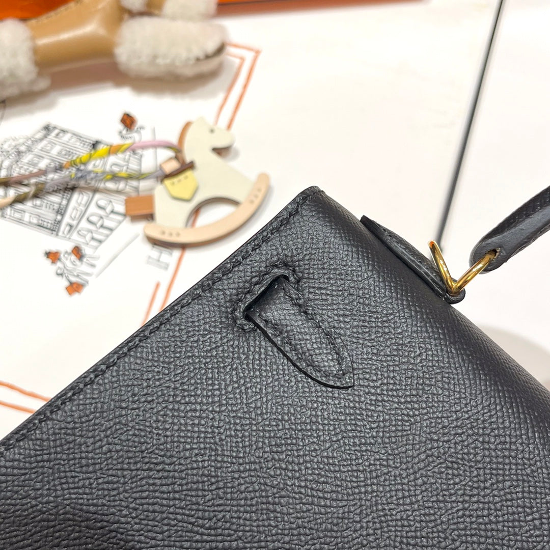 HERMES KELLY 25CM BLACK EPSOM LEATHER GOLD HARDWARE