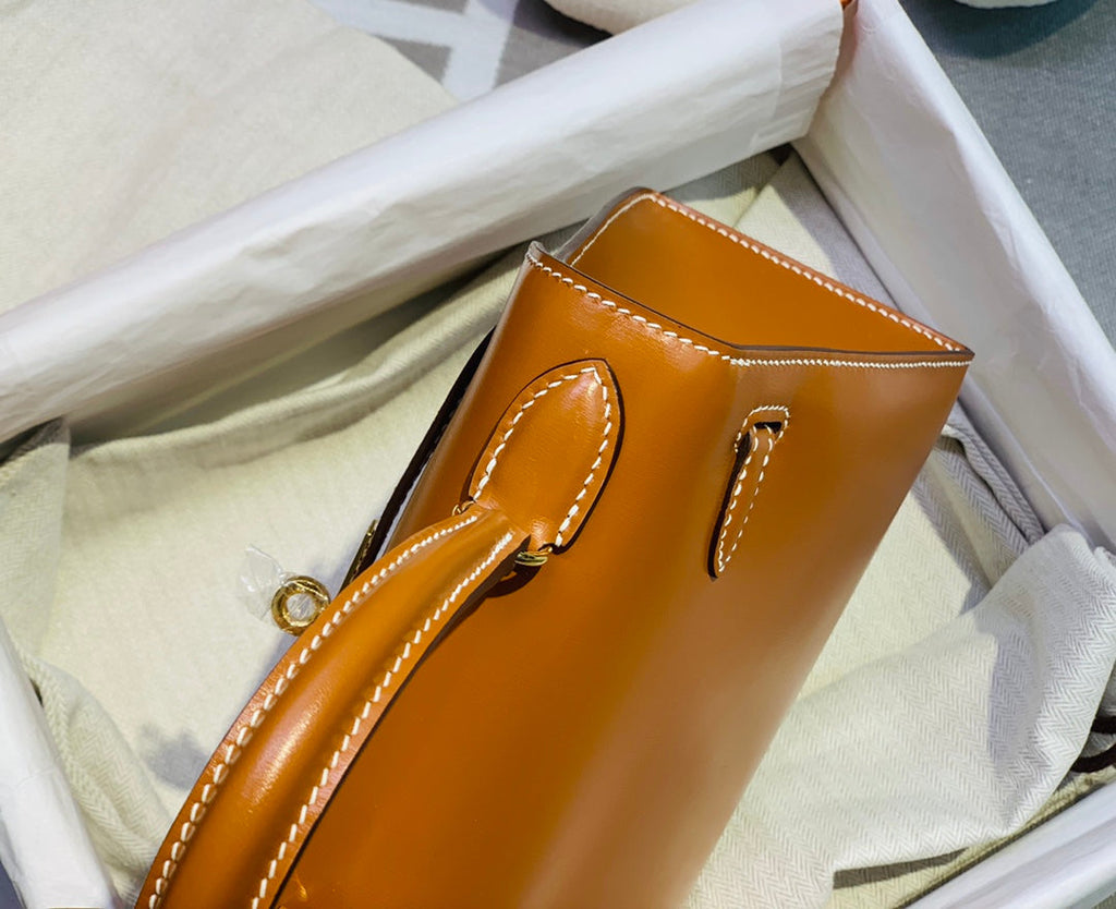 HERMES KELLY MINI 20 BAG IN BRONZE BROWN SMOOTH CALFSKIN WITH GOLD HARDWARE
