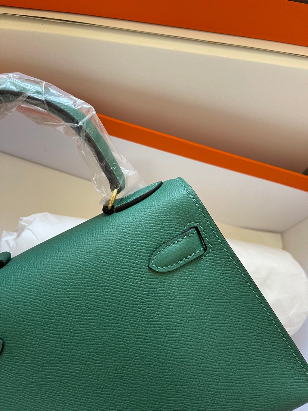 HERMES KELLY MINI 20 BAG IN DARK GREEN CALFSKIN WITH GOLD HARDWARE