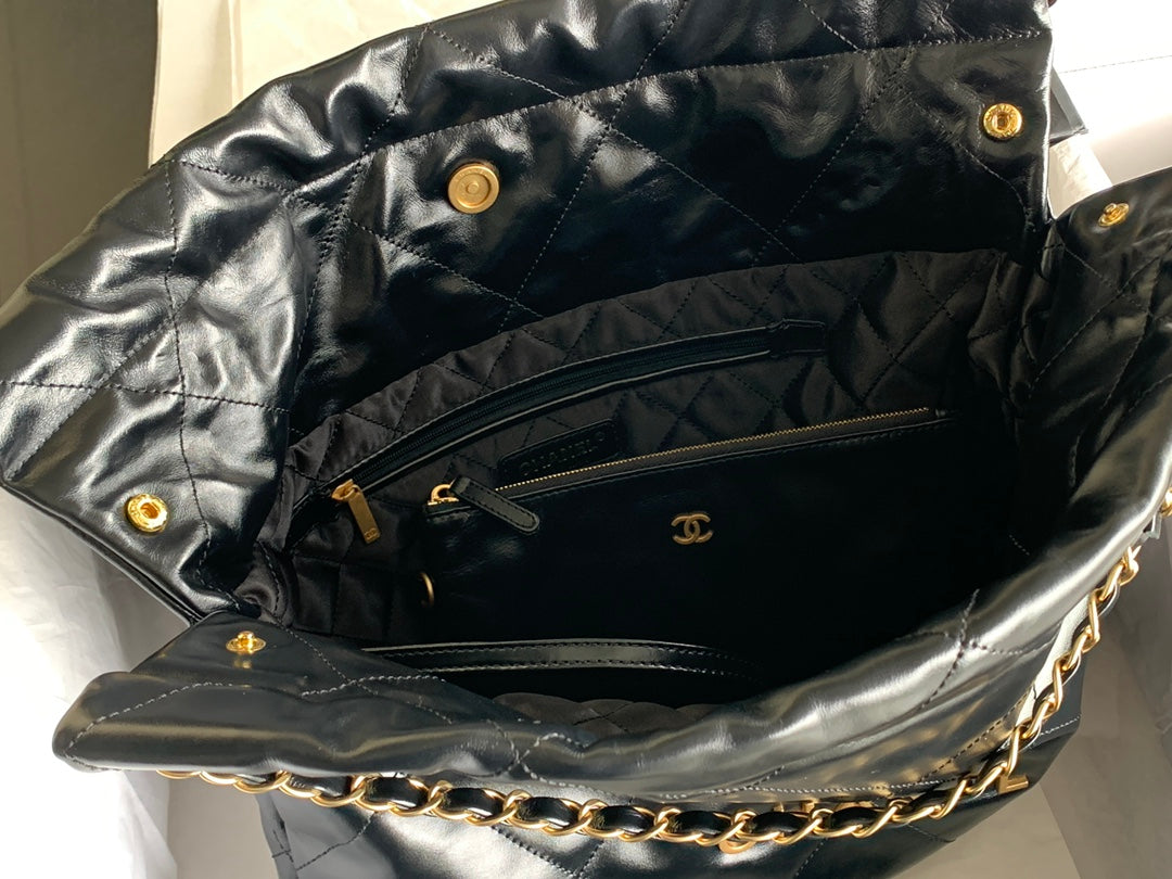 CHANEL LARGE 42 BAG IN BLACK CALFSKIN GOLD HARDWARE