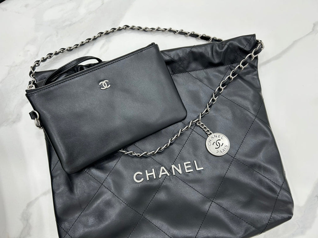 CHANEL MEDIUM 37 HANDBAG IN BLACK CALFSKIN SILVER HARDWARE