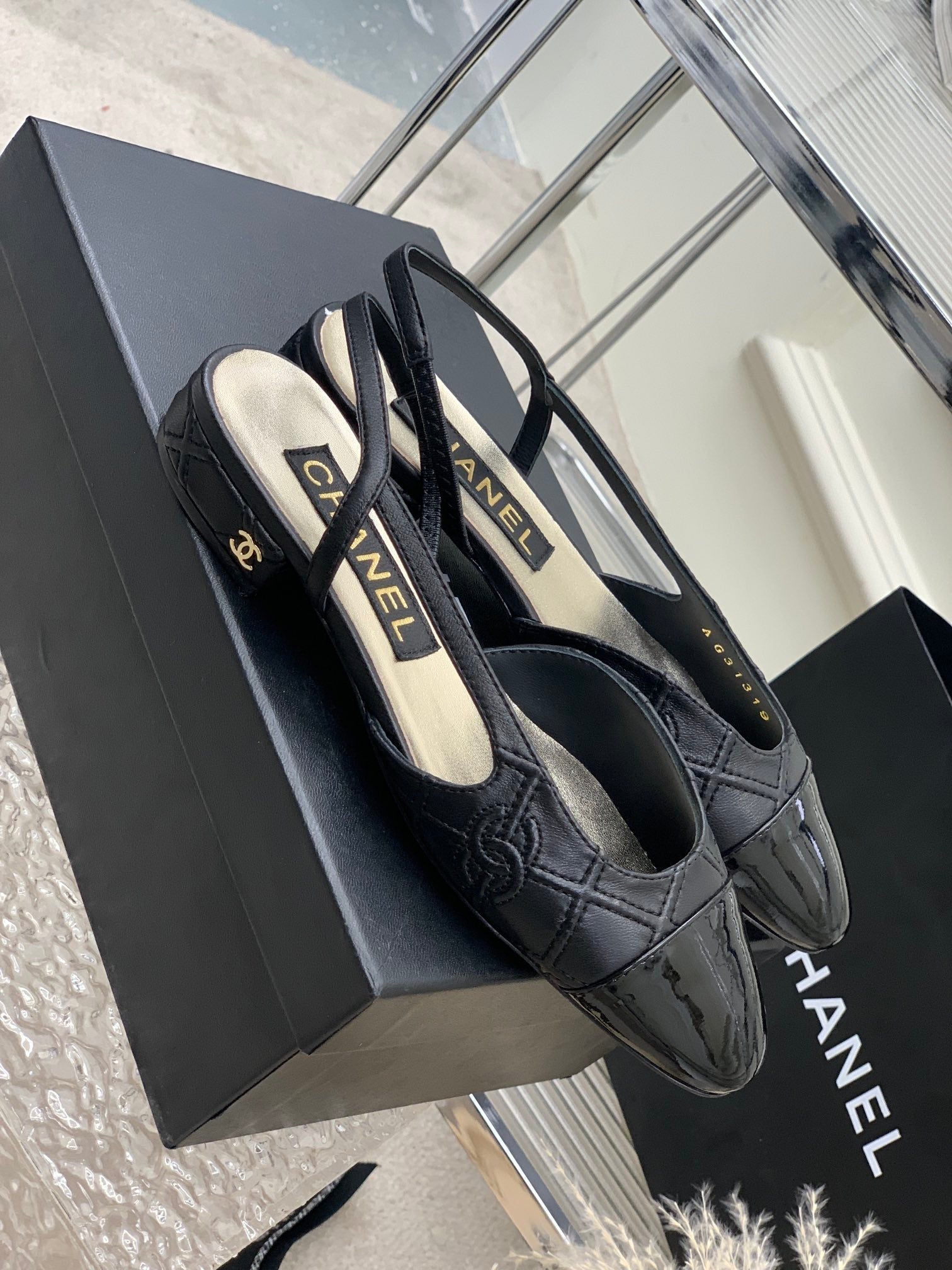 CHANEL SLINGBACKS 20 BLACK CALFSKIN