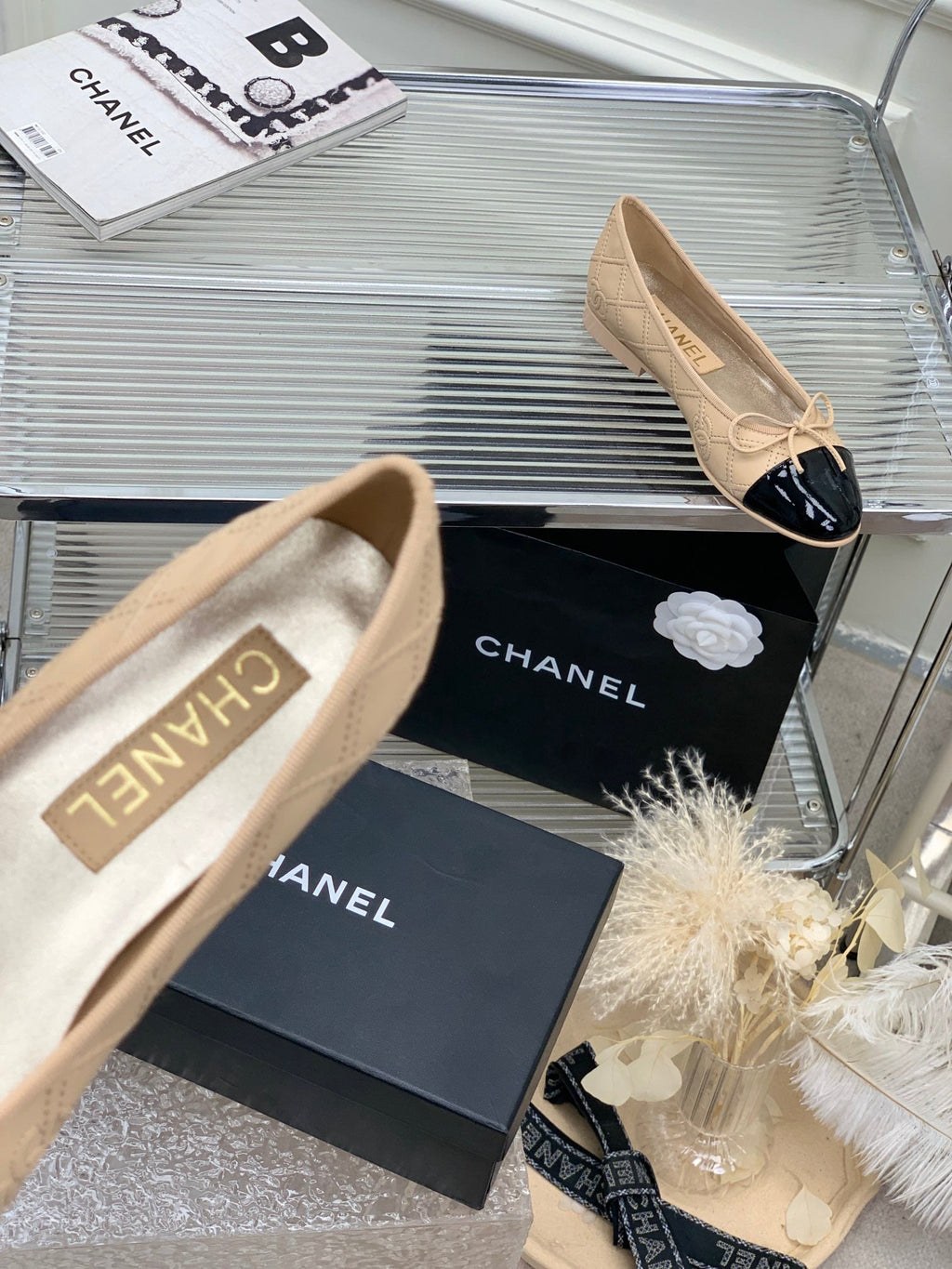CHANEL BALLET FLAT GLOSSY BLACK MIX BEIGE LAMBSKIN