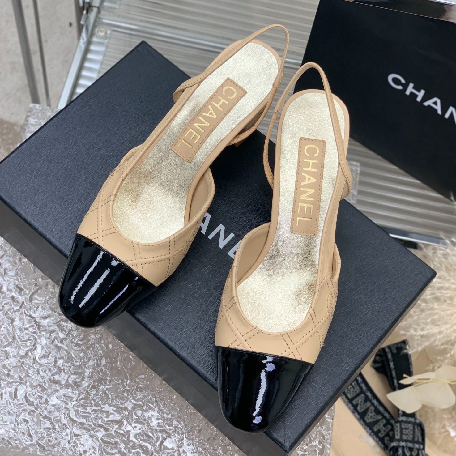 CHANEL HIGH SLINGBACKS 65 BEIGE CREAM MIX BLACK CALFSKIN