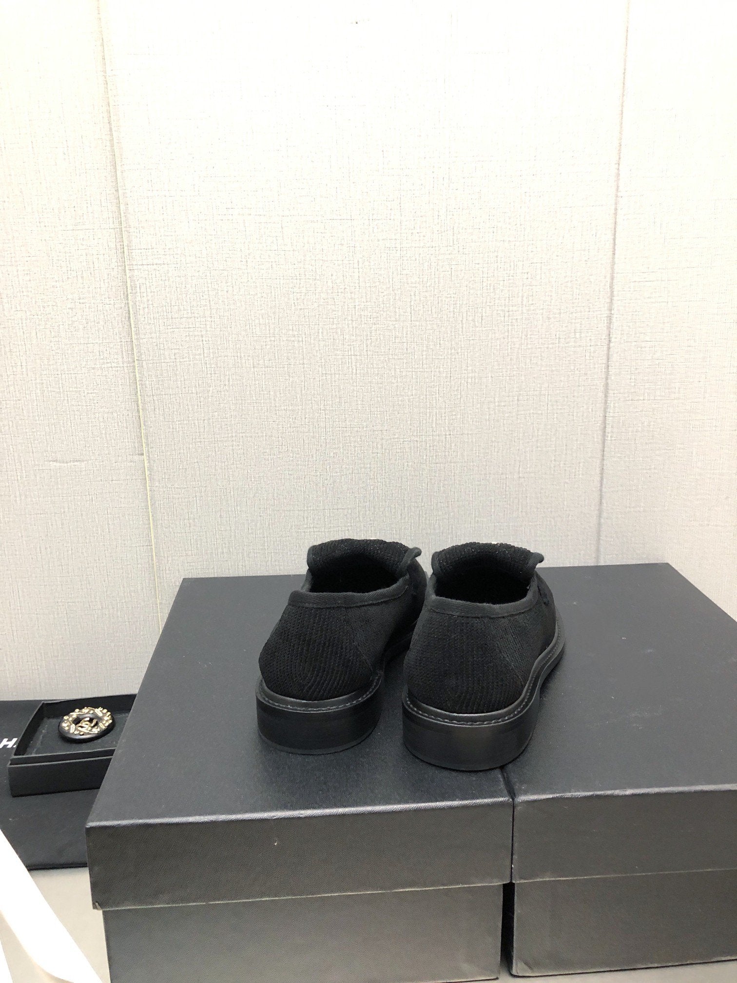 CHANEL moasins black denim 40mm