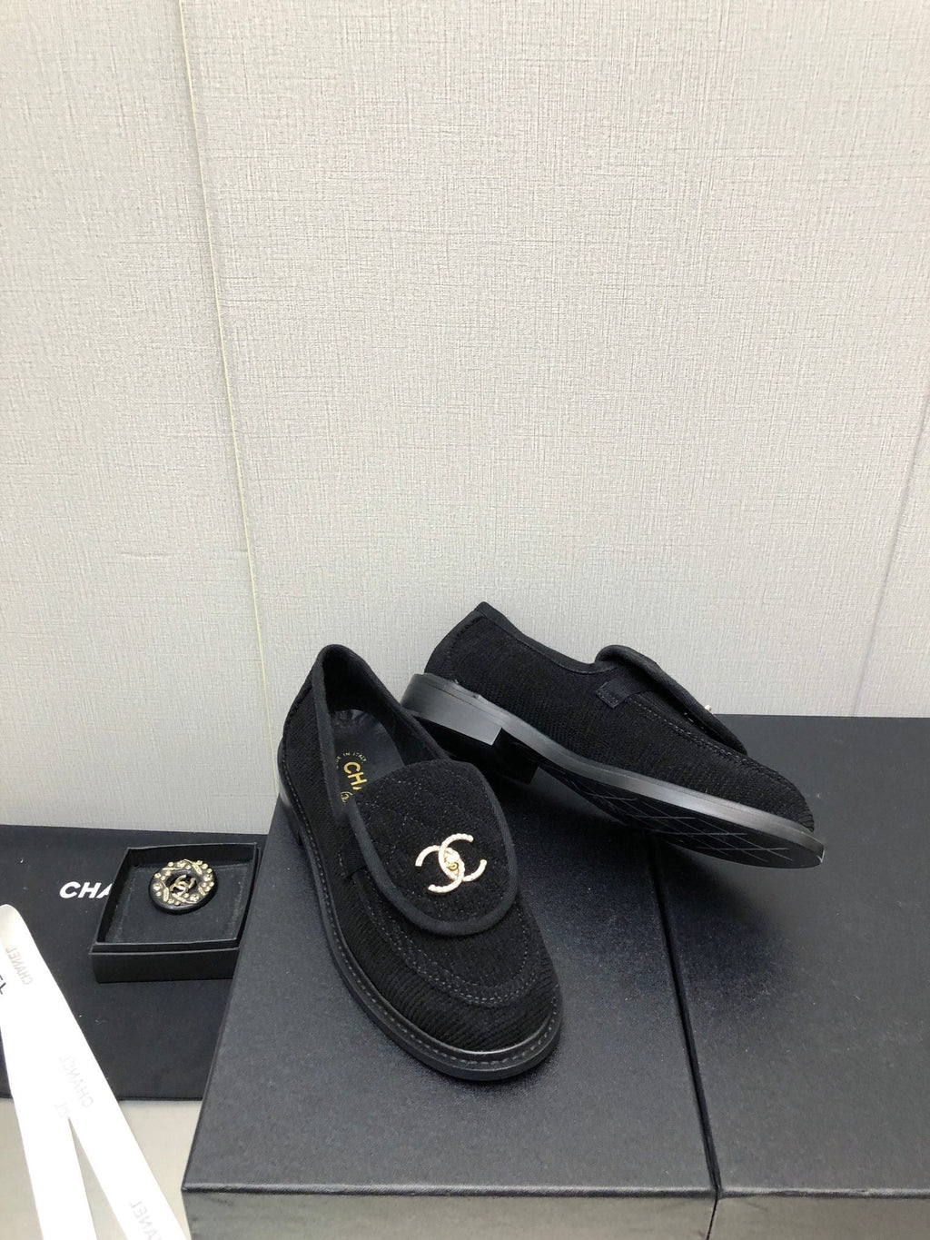 CHANEL moasins black denim 40mm
