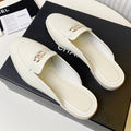 CHANEL FLAT MULE IN WHITE LAMBSKIN 983819