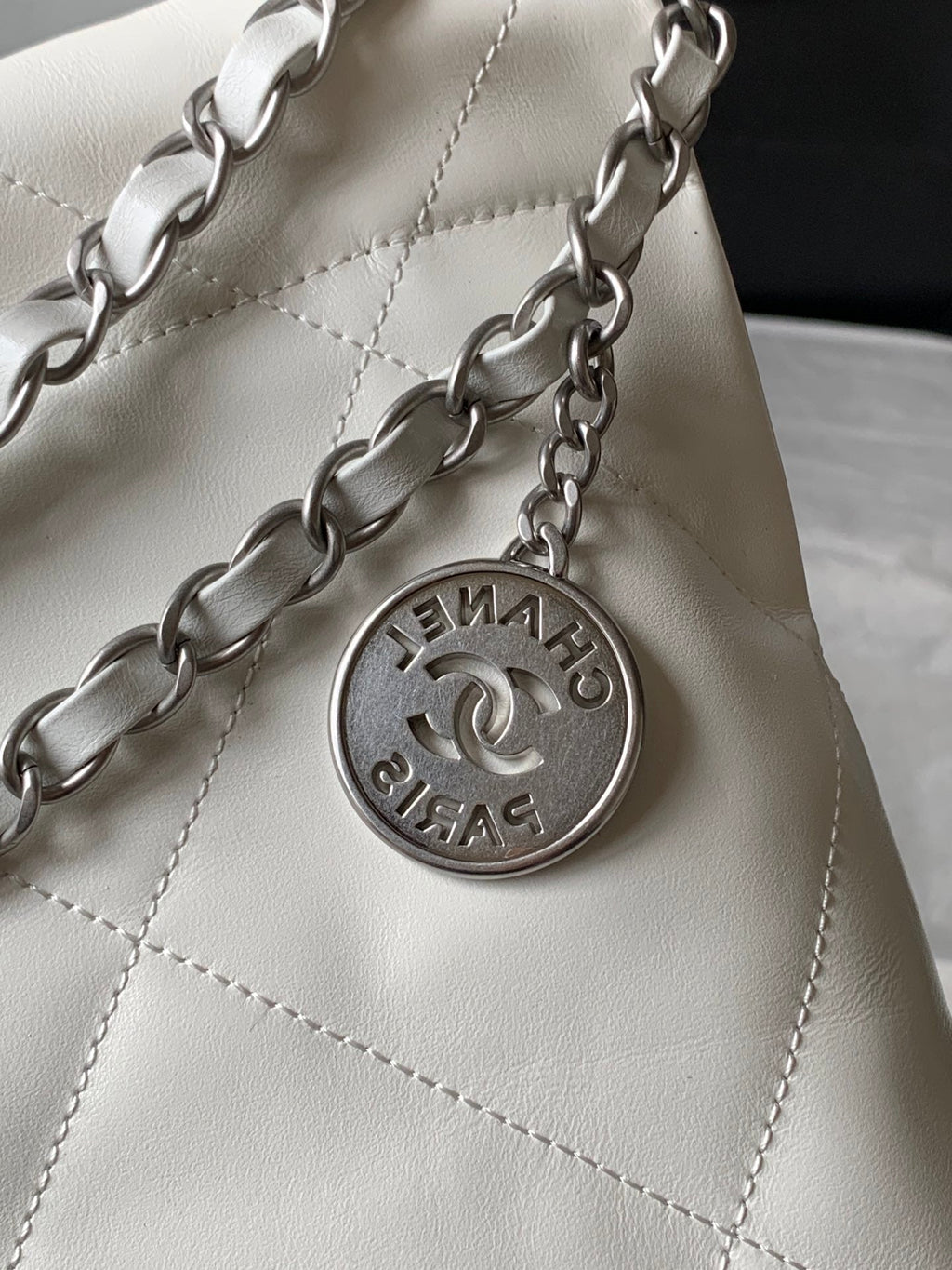 CHANEL LARGE 42 HANDBAG IN WHITE SHINY CALFSKIN SILVER HARDWARE