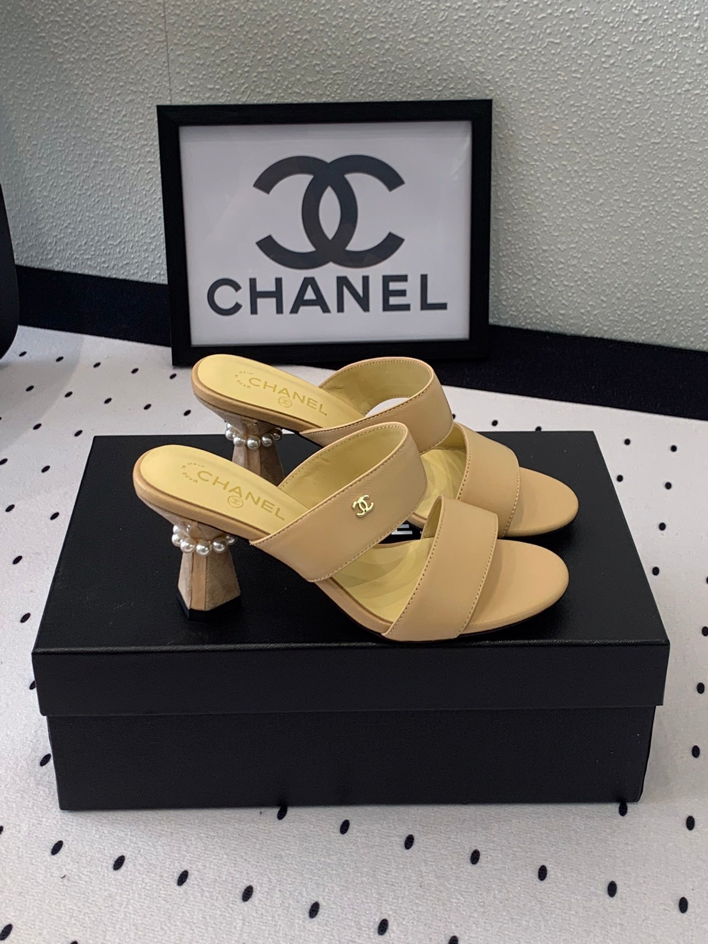 CHANEL MULES cream LAMBSKIN