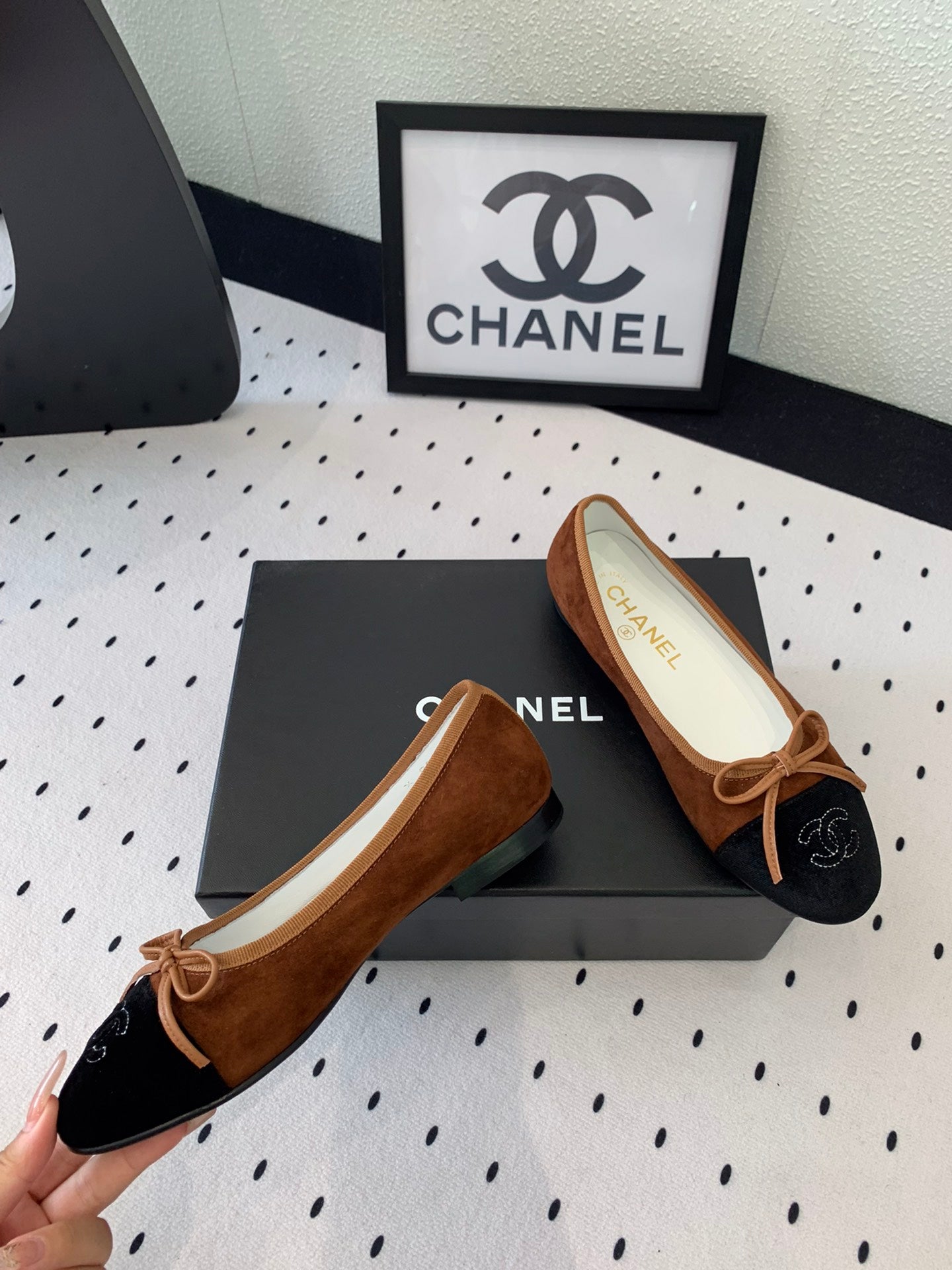 CHANEL BALLET FLAT BROWN MIX BLACK VELVET