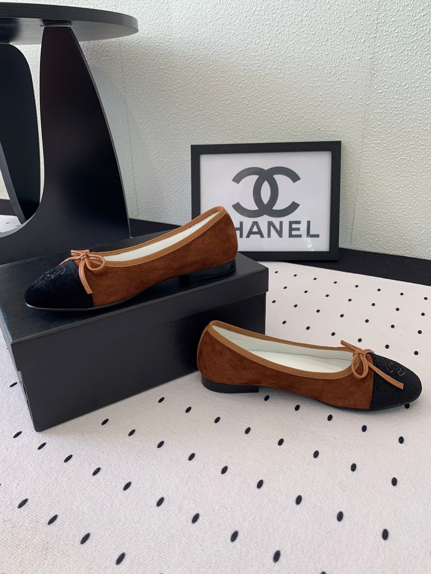 CHANEL BALLET FLAT BROWN MIX BLACK VELVET