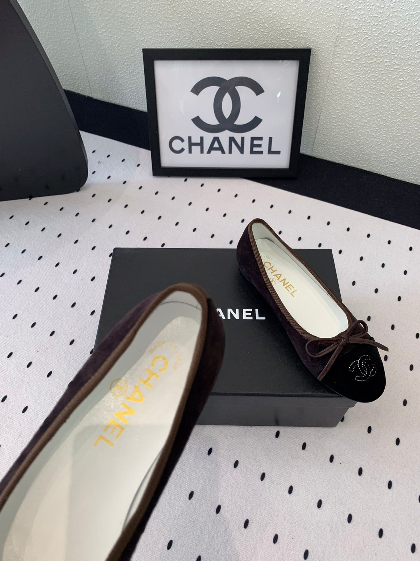 CHANEL BALLET FLAT DARK BROWN MIX BLACK VELVET