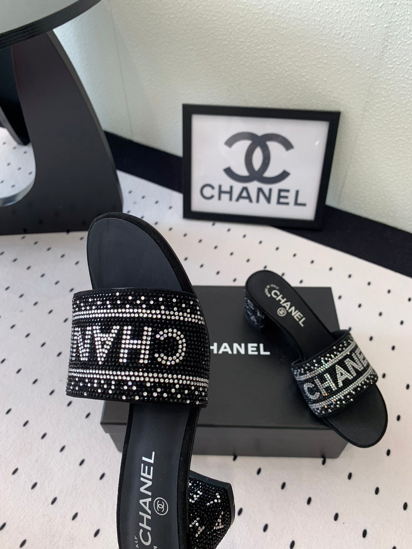 CHANEL RHINESTONE LETTER HIGH HEELS BLACK AND WHITE LAMBSKIN
