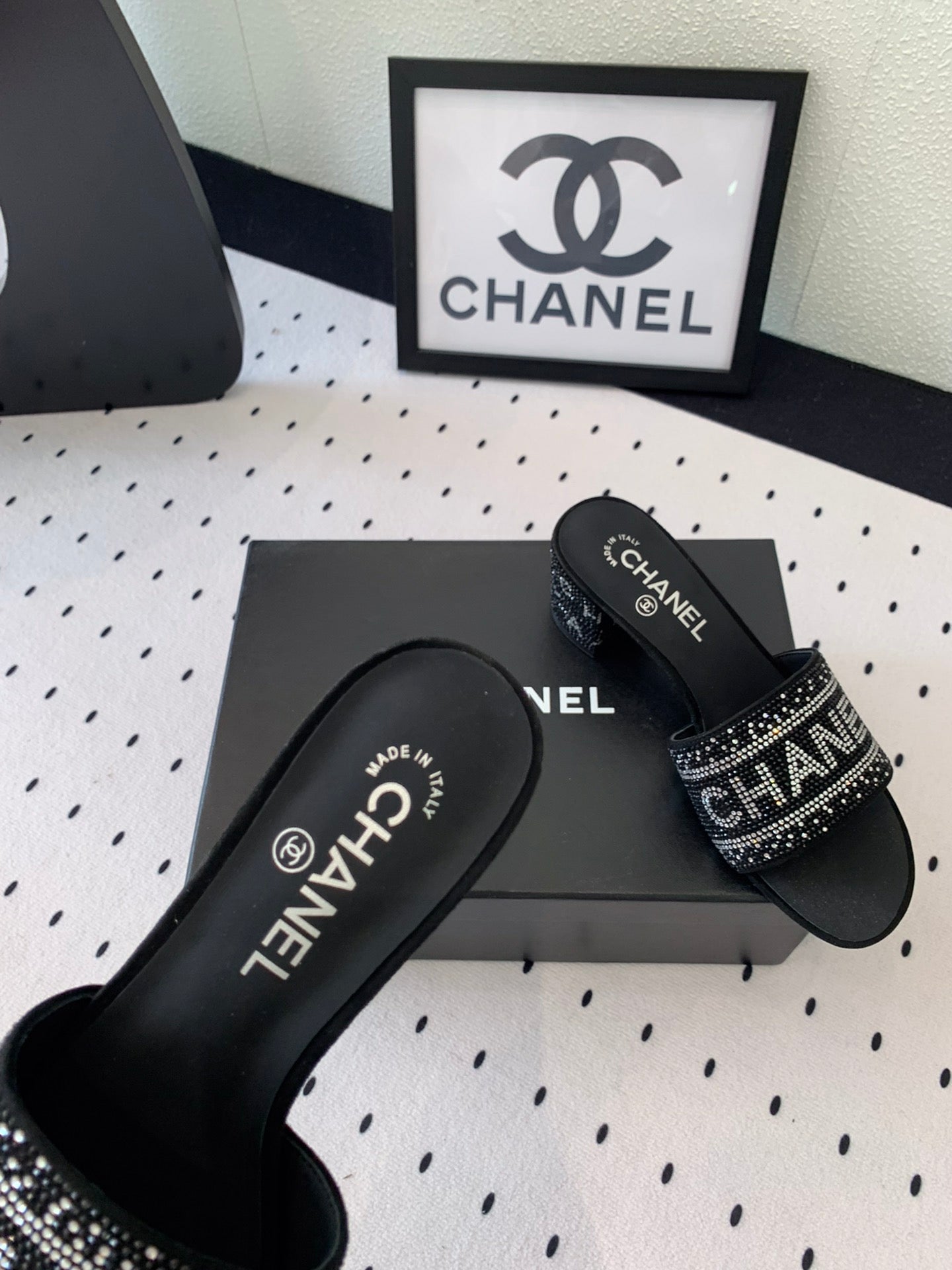 CHANEL RHINESTONE LETTER HIGH HEELS BLACK AND WHITE LAMBSKIN