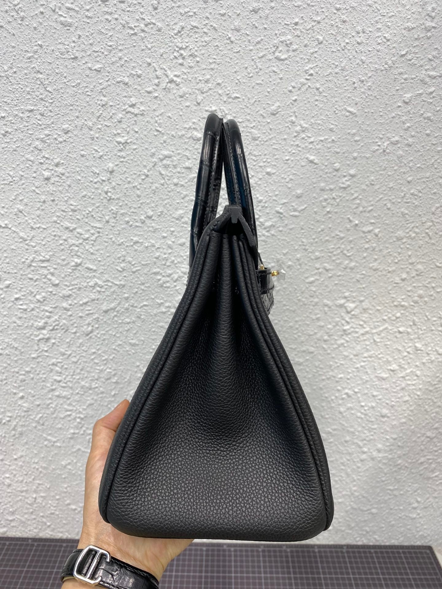 HERMES BIRKIN 25CM BLACK CROCODILE AND TOGO LEATHER GOLD HARDWARE