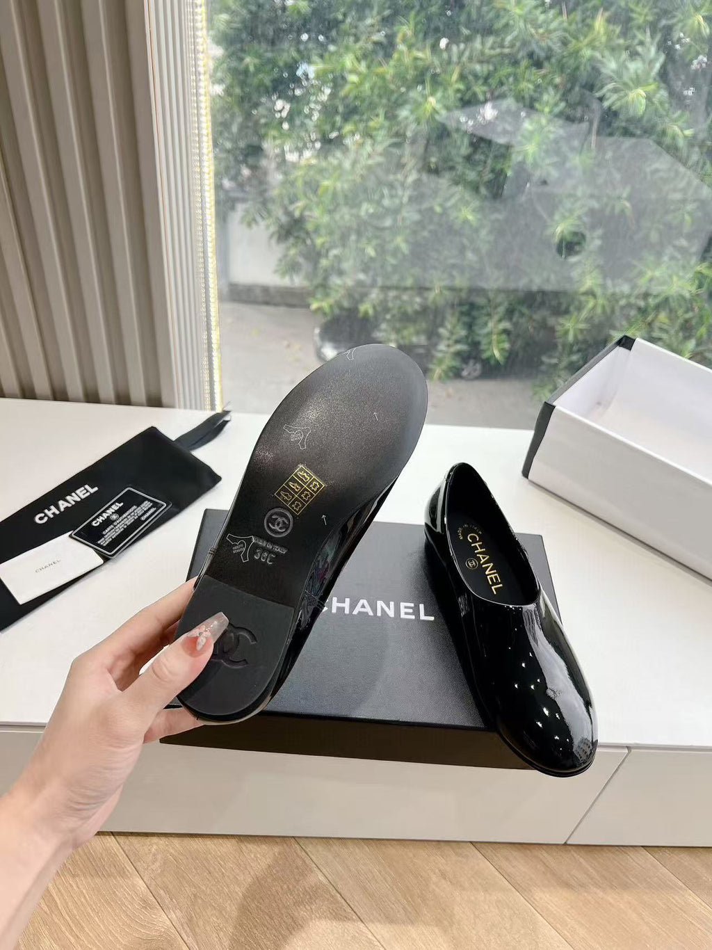 CHANEL MOASINS BLACK PATENT CALFSKIN GHW