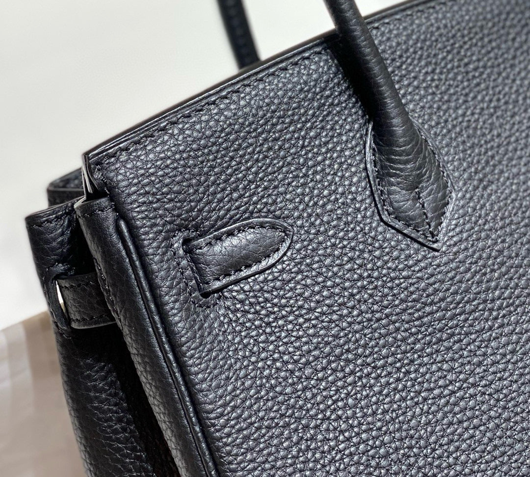 HERMES BIRKIN 30CM IN BLACK TOGO LEATHER GOLD HARDWARE