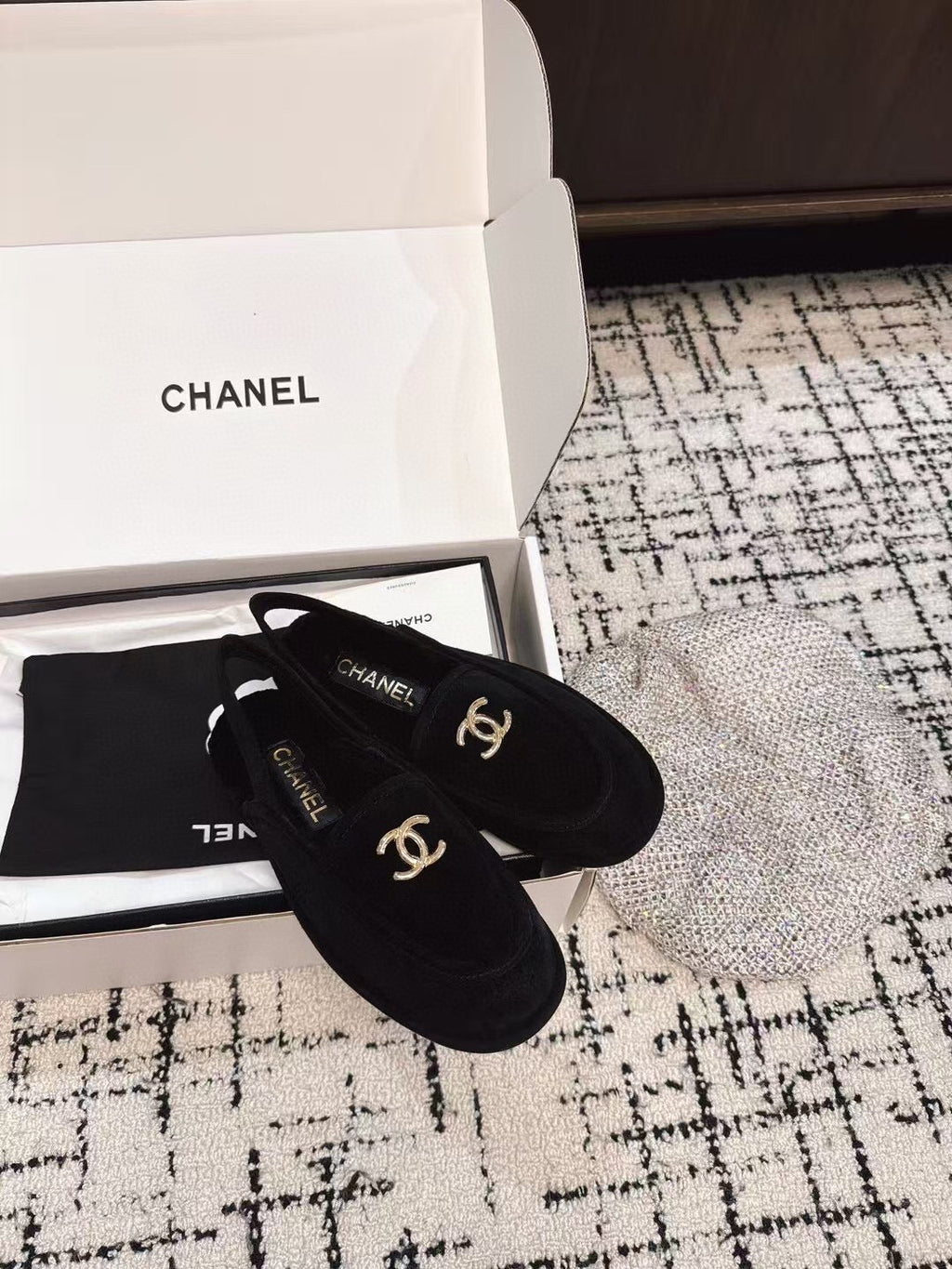 CHANEL SLINGBACK LOAFER IN BLACK SUEDE AND SHEARLING