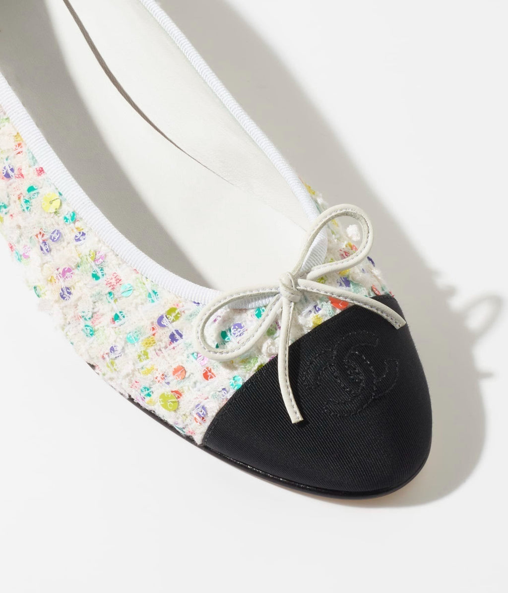 CHANEL BALLET FLATS ECRU MULTICOLOR BLACK TWEED