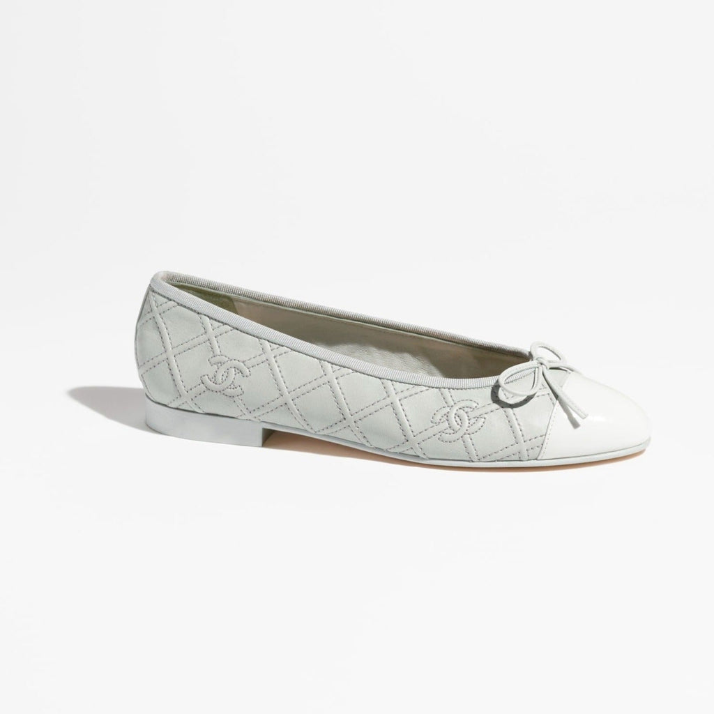 CHANEL BALLET FLATS LIGHT BLUE WHITE LAMBSKIN