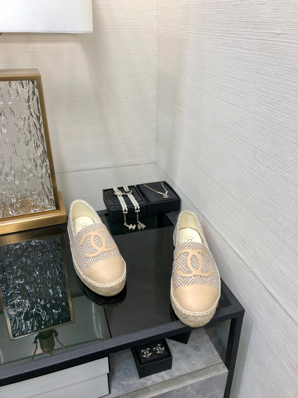CHANEL ESPADRILLE BISQUE BEIGE TWEED FABRIC AND CALFSKIN FLATS