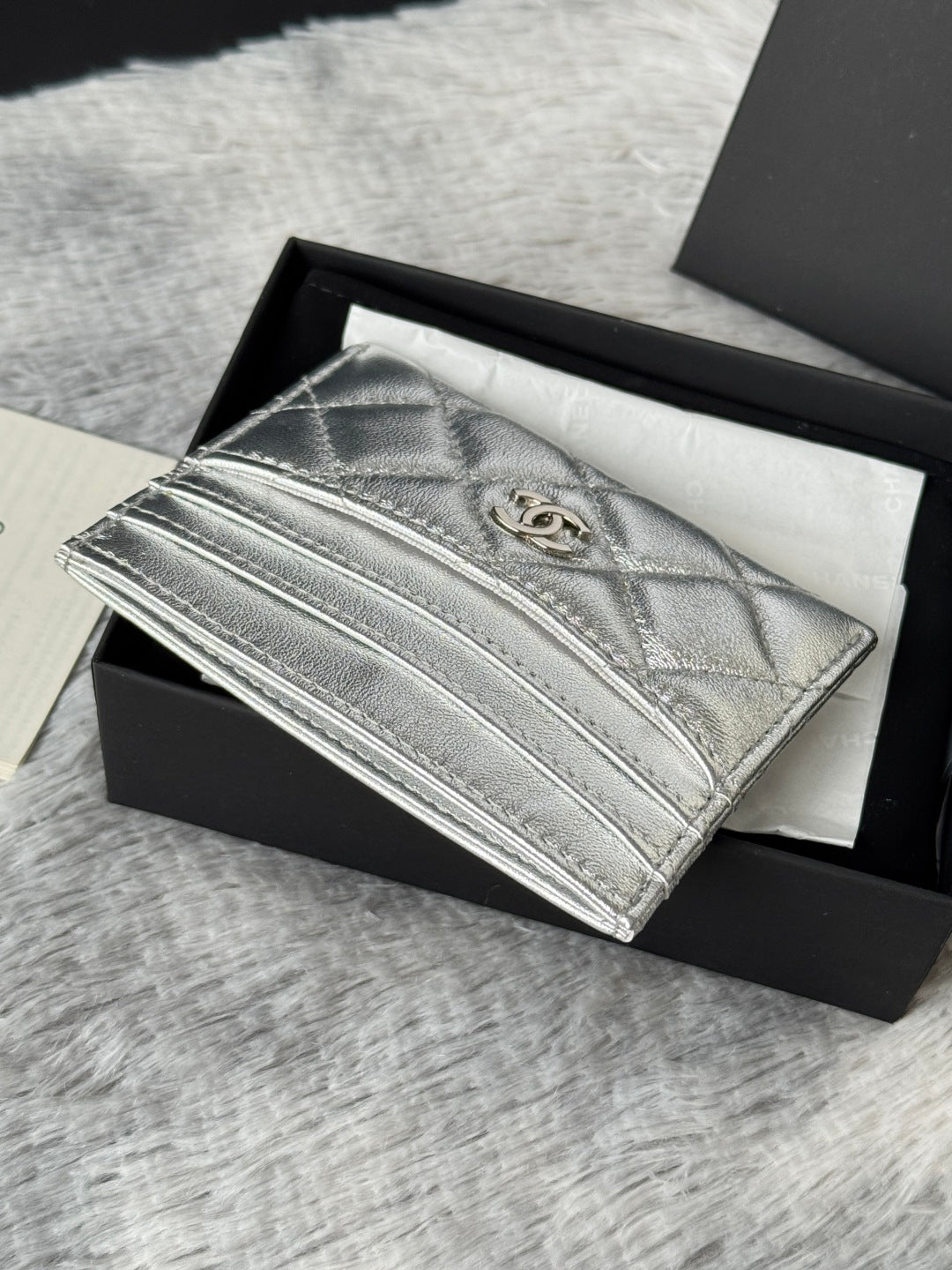 CHANEL 25S CARD HOLDER 11 IN SILVER LAMBSKIN GOLD HARDWARE