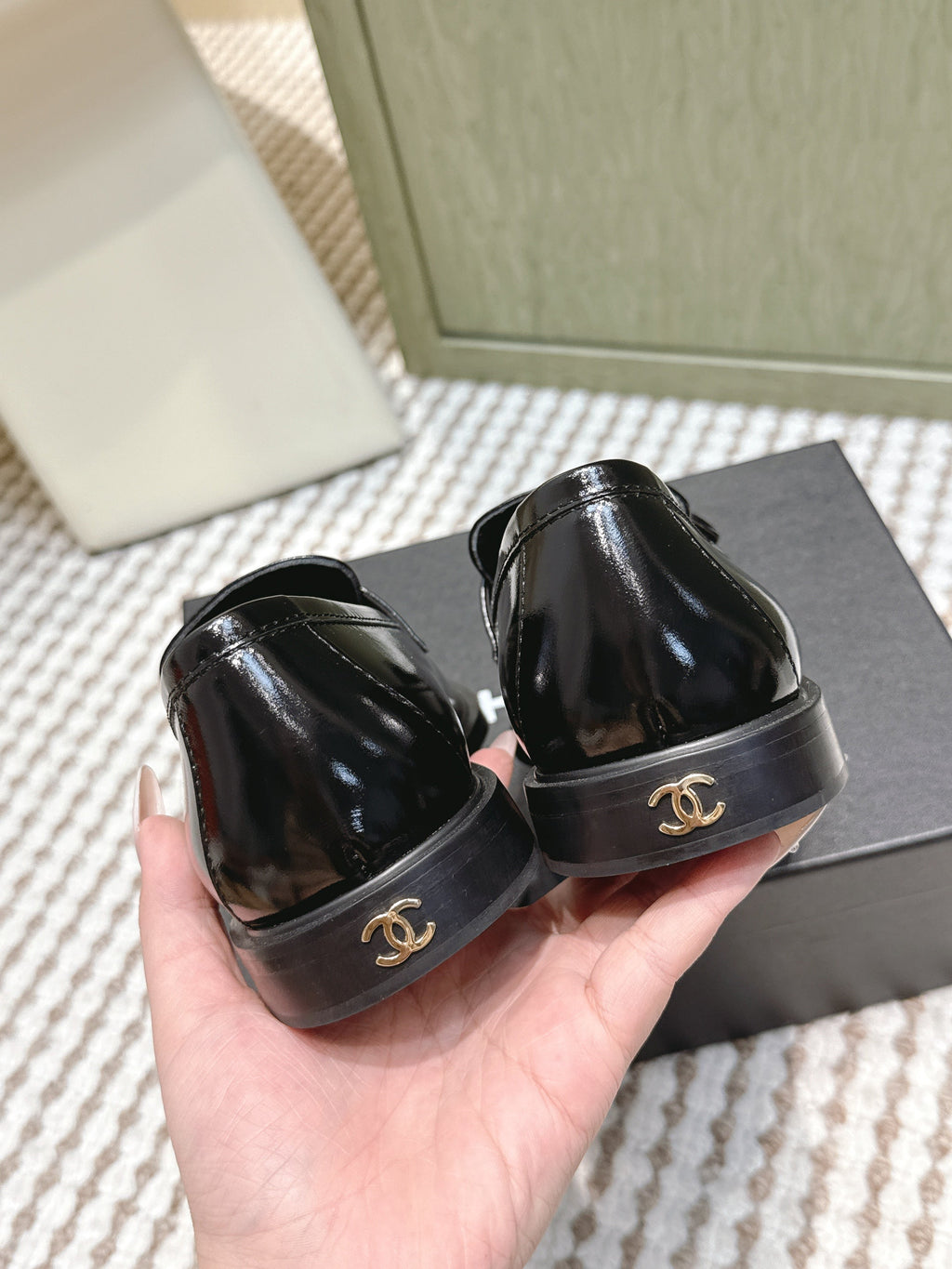 CHANEL 25S GODDESS FLAT LOAFERS IN BLACK PATENT CALFSKIN GOLD HARDWARE