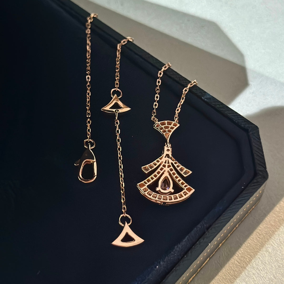 18K BVLGARI Dream Diamonds Necklace