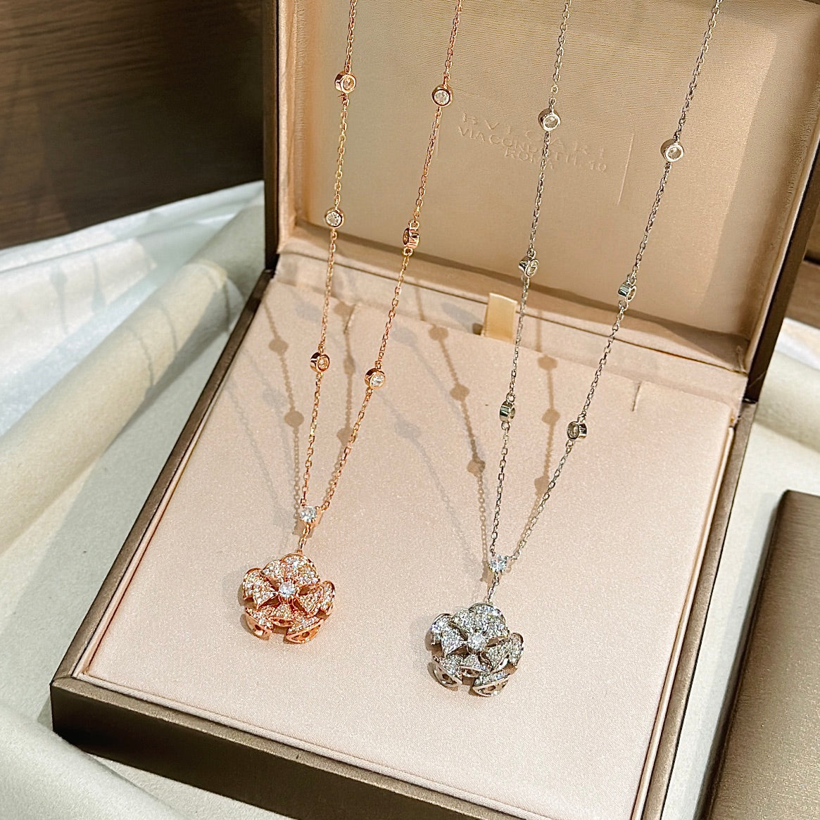 18K BVLGARI Dream Diamond Necklace