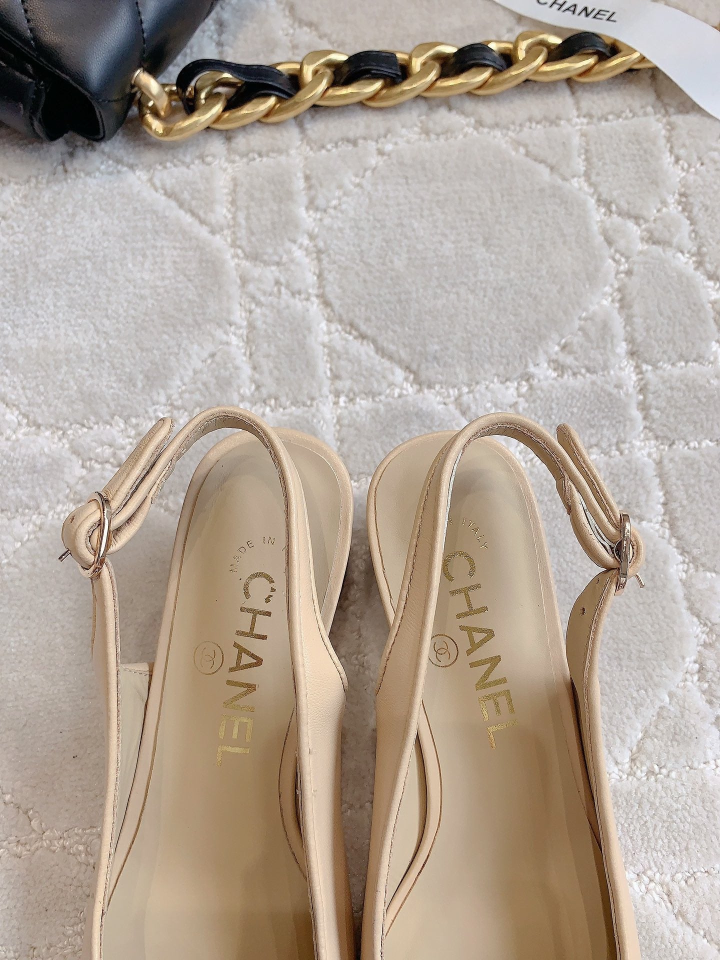 CHANEL SLINGBACKS IN BEIGE CREAM MIX BLACK SHEEPSKIN