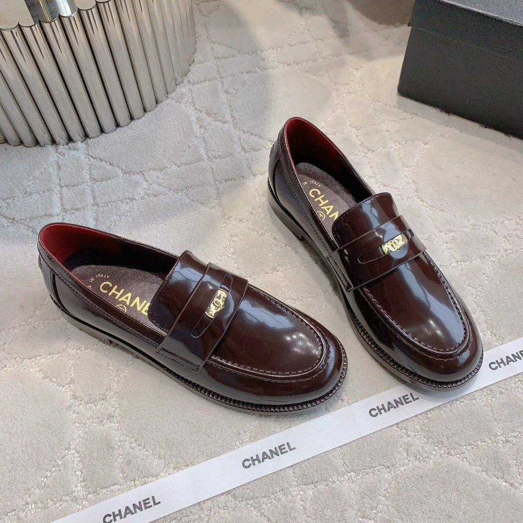 CHANEL 25S MOASINS IN ROSEWOOD CALFSKIN GOLD HARDWARE