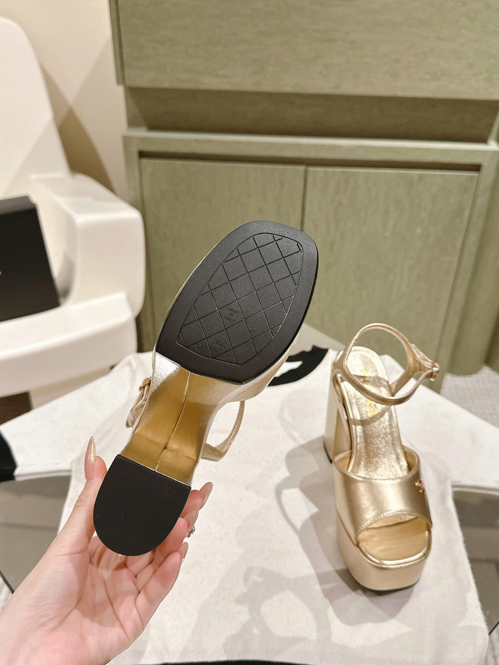 CHANEL HIGH SANDAL GOLDEN CALFSKIN