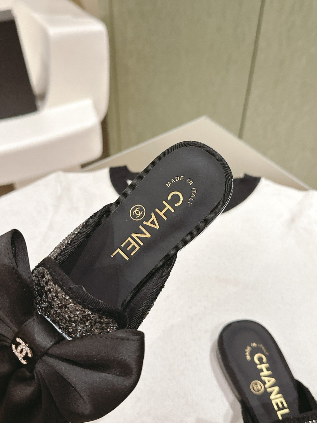 CHANEL JEWELED MULE WITH SILK BOW AND BLACK LAMBSKIN