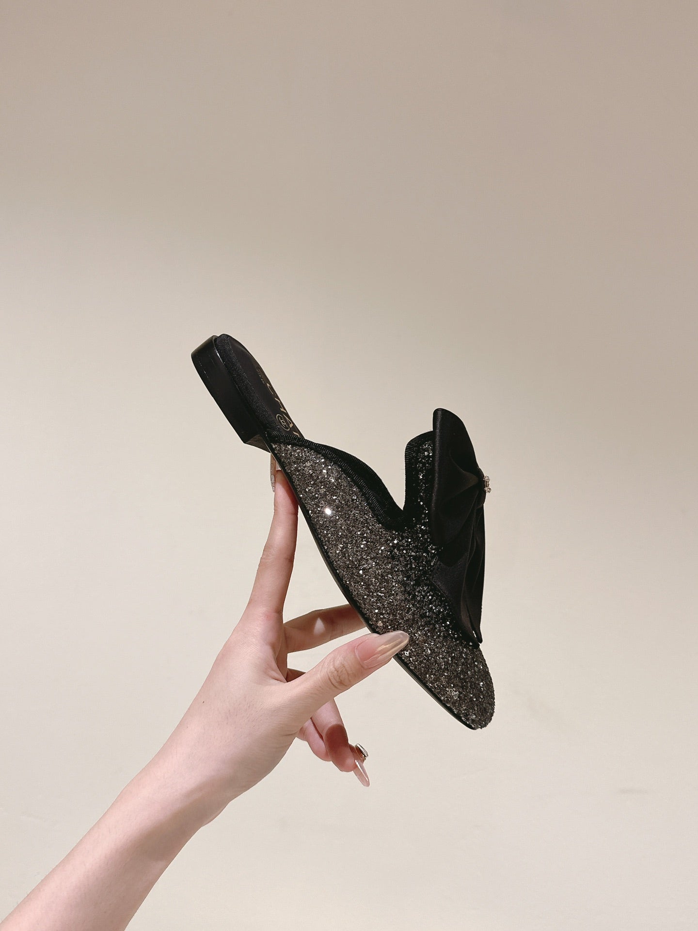CHANEL JEWELED MULE WITH SILK BOW AND BLACK LAMBSKIN