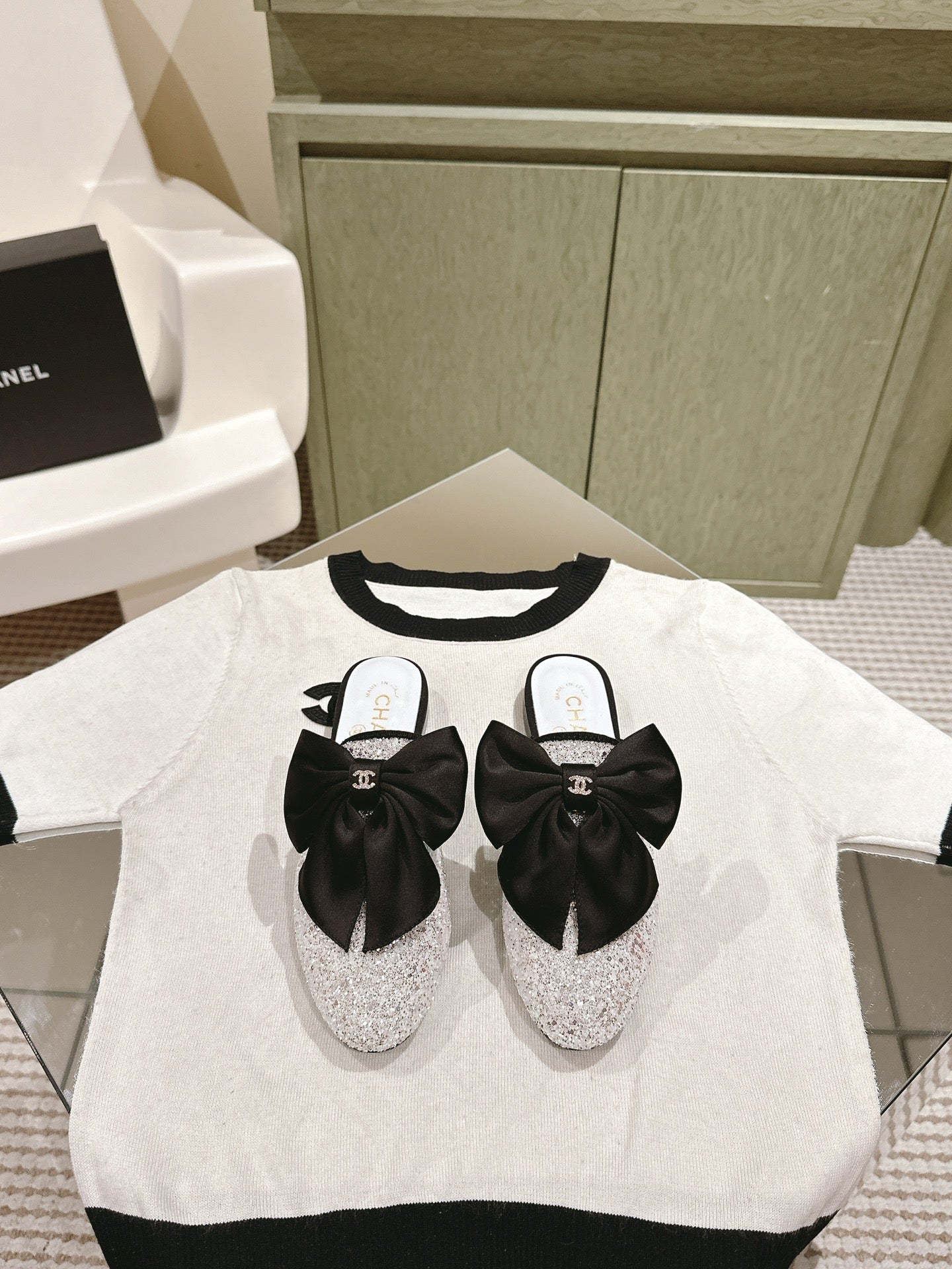 CHANEL JEWELED MULE WITH SILK BLACK BOW IN WHITE LAMBSKIN