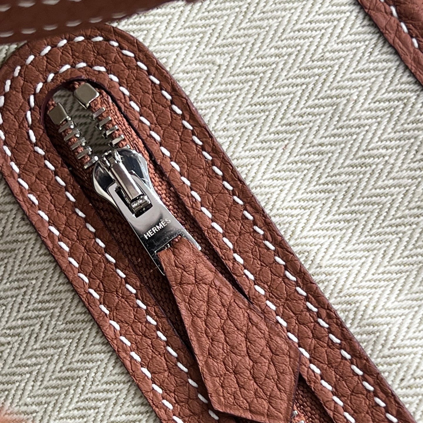 HERMES GARDEN PARTY 23CM IN UMBER BROWN CALFSKIN