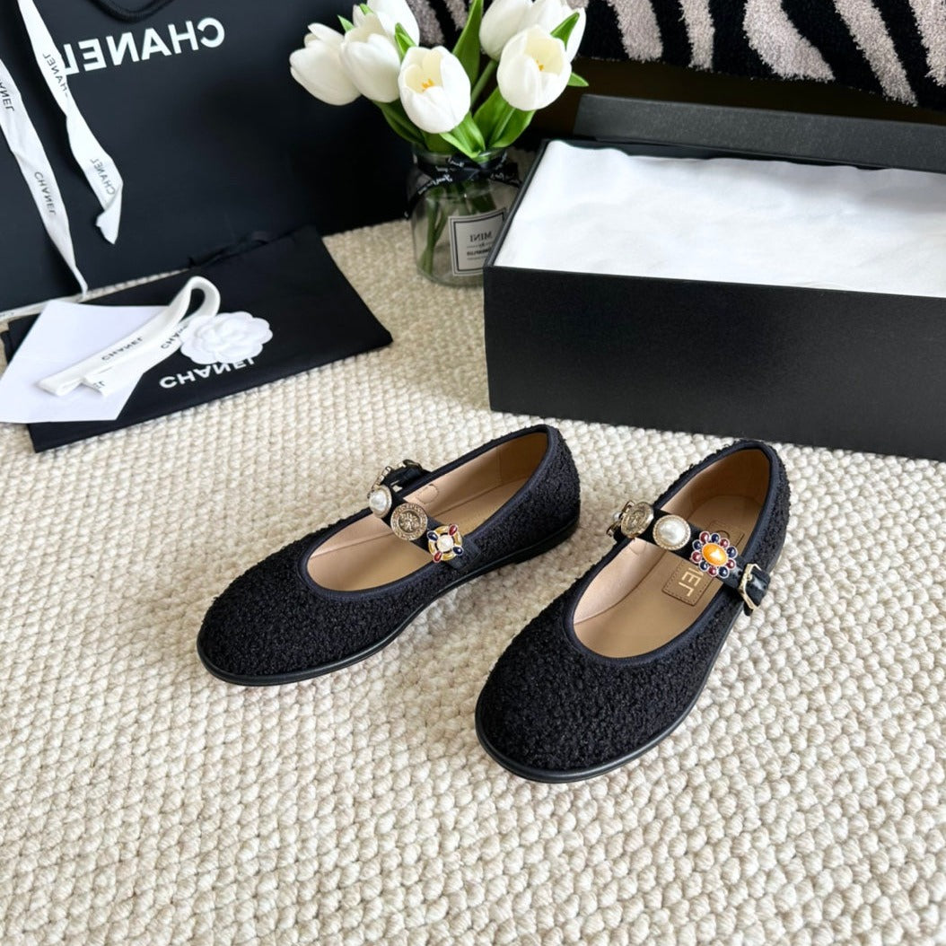 CHANEL MARY JANES BLACK WOOL TWEED AND FABRIC