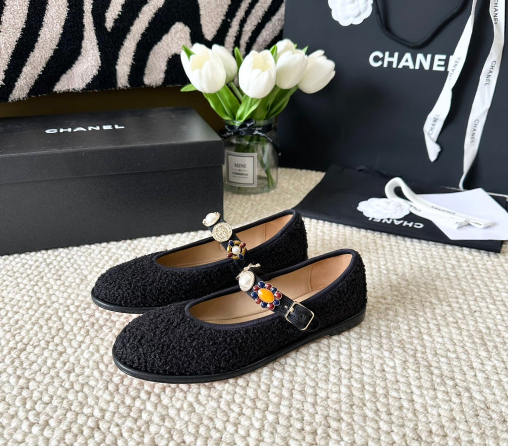 CHANEL MARY JANES BLACK WOOL TWEED AND FABRIC