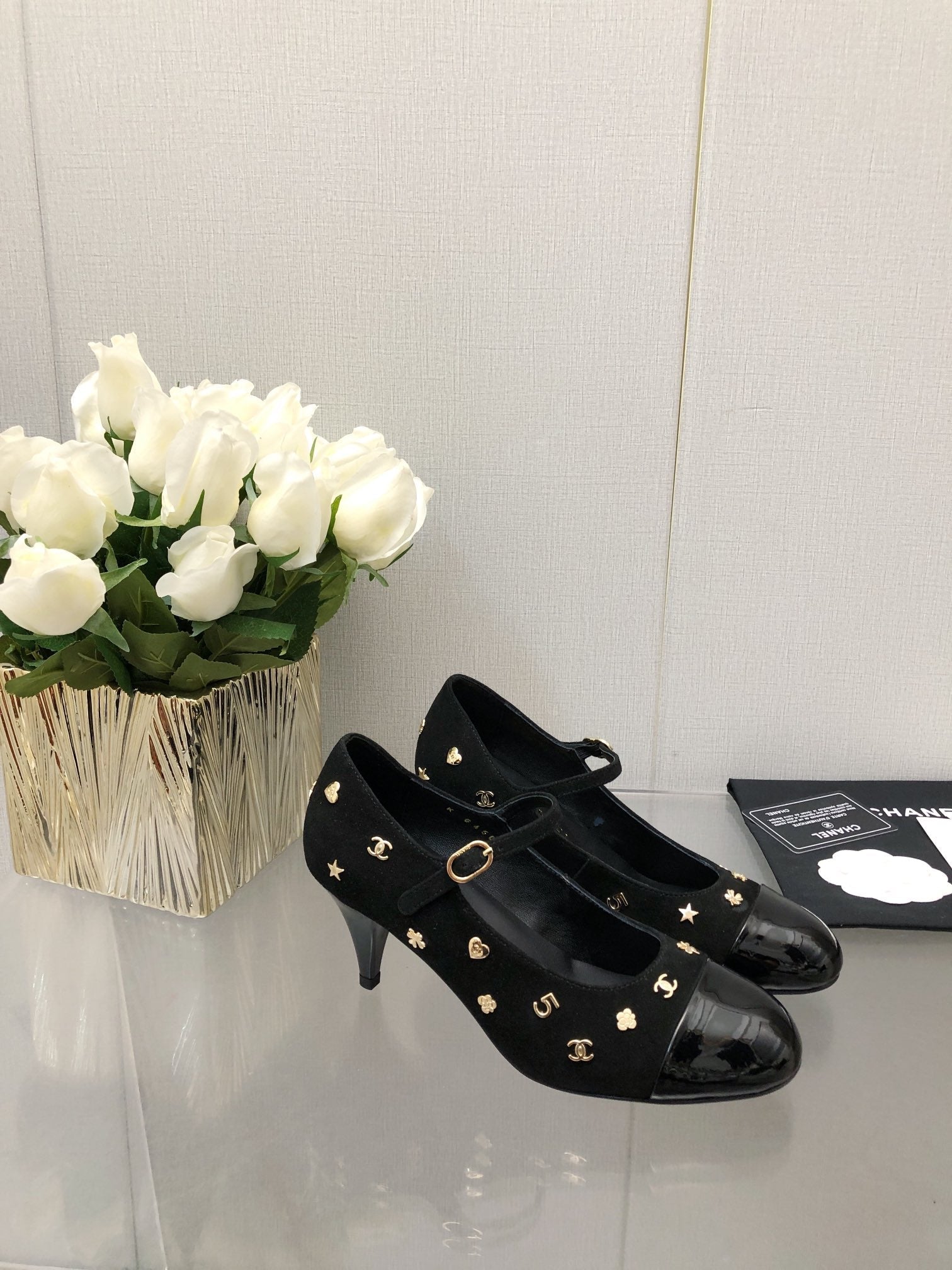 CHANEL MARY JANE BLACK SUEDE AND LAMBSKIN ATTACH METAL