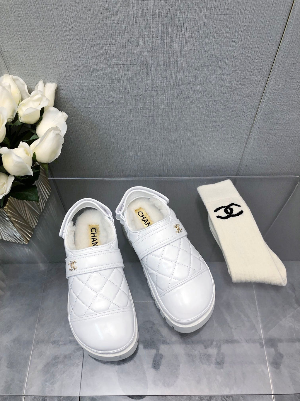 CHANEL CHUNKY PLATFORM SHEARLING SLIPPER WHITE LAMBSKIN