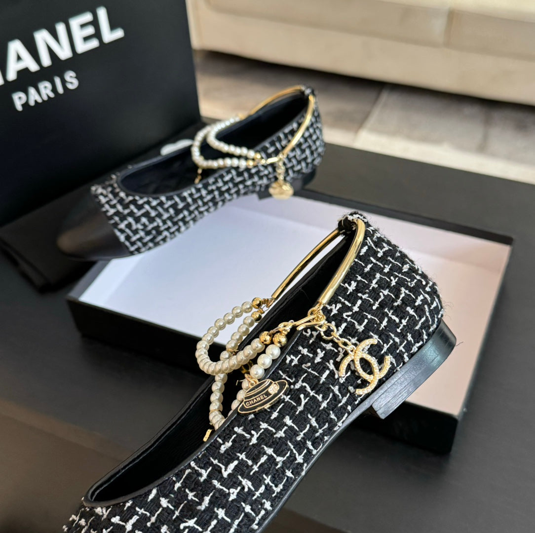 CHANEL Double Strap Chunky Heel Mary Jane Shoes Black/White Caro