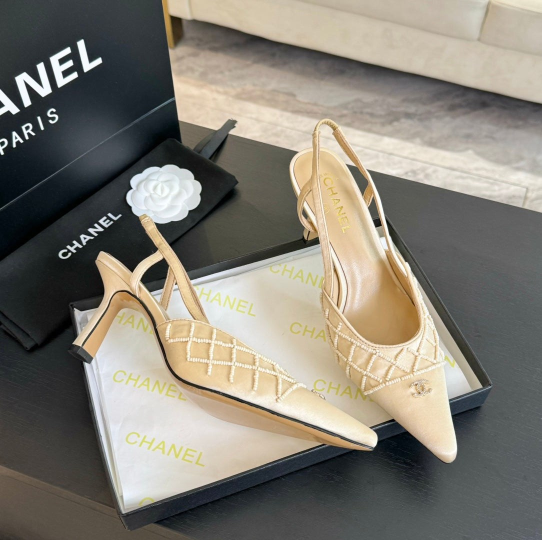 CHANEL POINTED SLINGBACK MID HEELS BEIGE CREAM LAMBSKIN