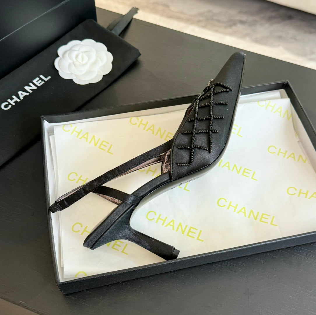 CHANEL POINTED SLINGBACK MID HEELS BLACK LAMBSKIN