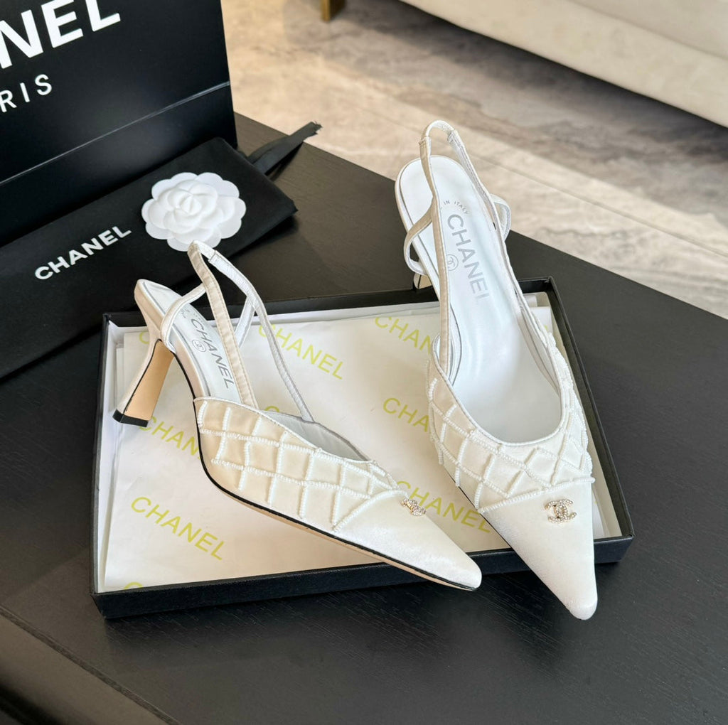 CHANEL POINTED SLINGBACK MID HEELS WHITE LAMBSKIN