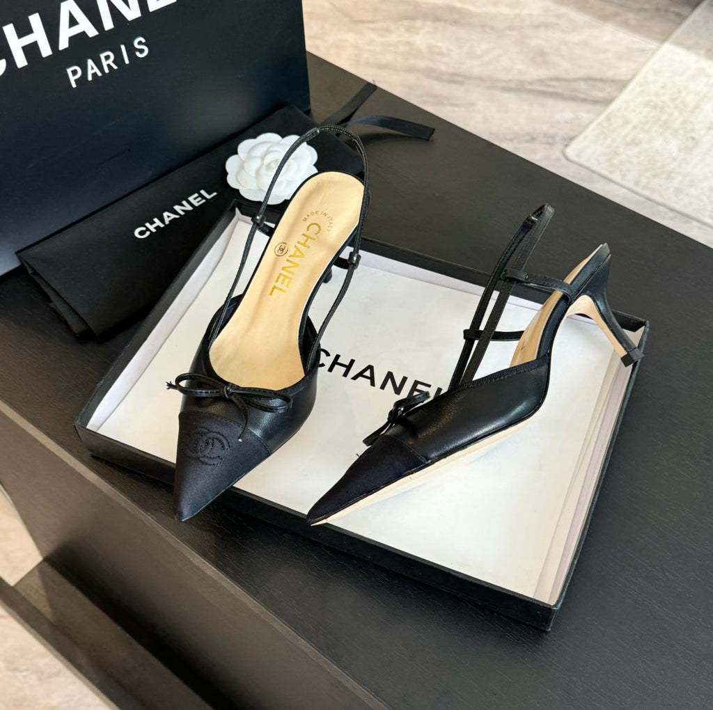 CHANEL SLINGBACK WITH BOW IN BLACK LAMBSKIN