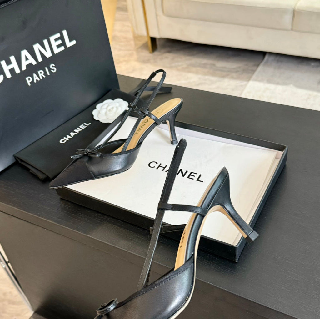 CHANEL SLINGBACK WITH BOW IN BLACK LAMBSKIN