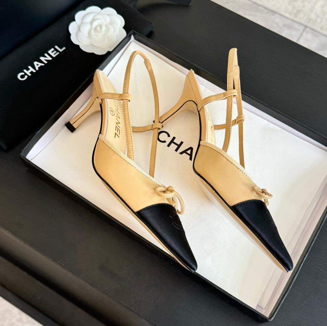 CHANEL SLINGBACK WITH BOW IN BEIGE CREAM MIX BLACK LAMBSKIN