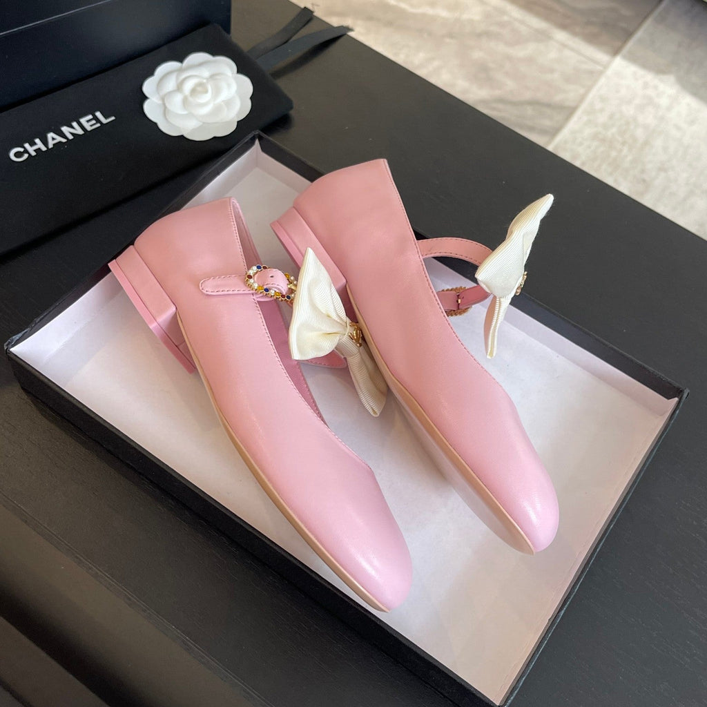 CHANEL BALLET FLAT LIGHT PINK LAMBSKIN WITH WHITE BOW